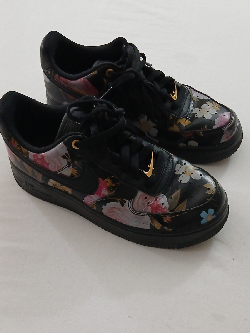 Nike Floral Air Force 1 Sneakers